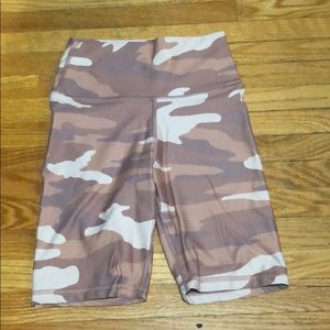 Brown camo Aerie move high waisted biker shorts